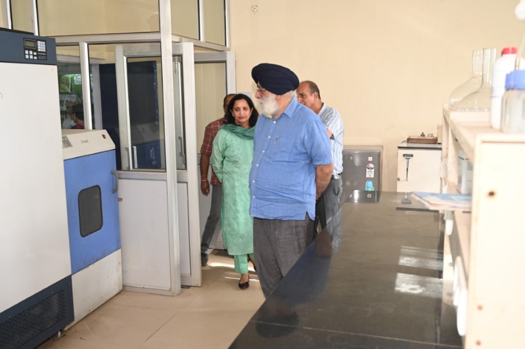 Hon'ble Vice Chancellor's visit